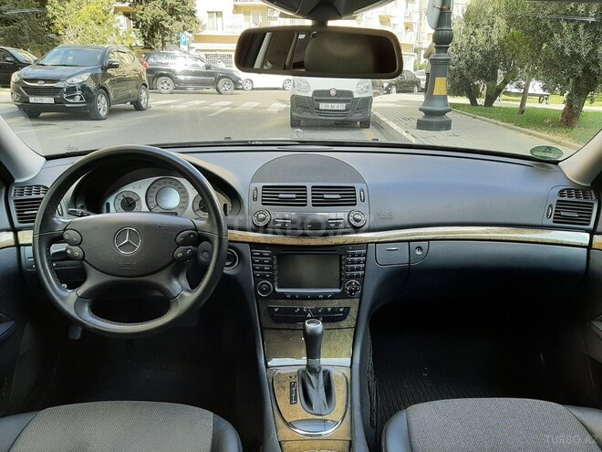 Mercedes E 220 2007, 178,500 km - 2.2 l - Bakı
