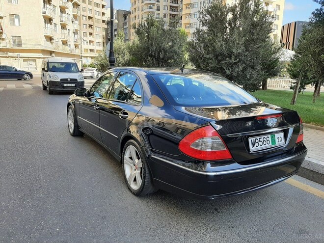 Mercedes E 220 2007, 178,500 km - 2.2 l - Bakı