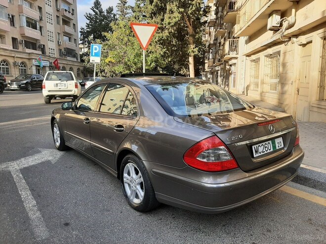 Mercedes E 220 2007, 141,600 km - 2.2 l - Bakı
