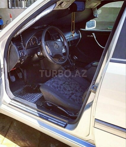 Mercedes C 180 1999, 300,700 km - 1.8 l - Bakı