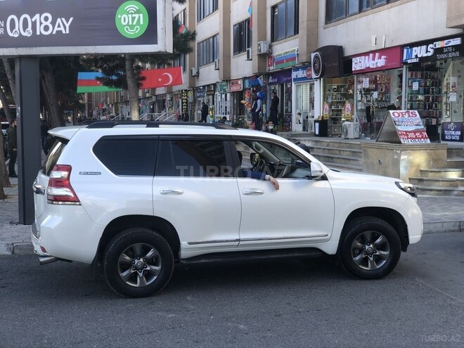 Toyota Prado 2011, 146,500 km - 2.7 л - Bakı