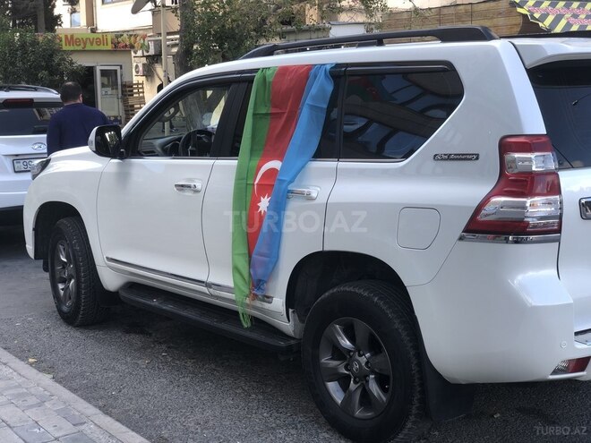 Toyota Prado 2011, 146,500 km - 2.7 л - Bakı