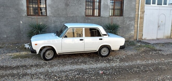 LADA (VAZ) 2107 2008, 175,000 km - 1.6 л - Gəncə