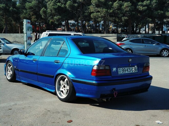 BMW 325 1993, 295,000 km - 2.5 l - Bakı