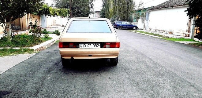 LADA (VAZ) 2109 1992, 246,800 km - 1.6 l - Salyan