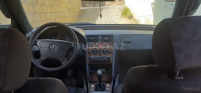 Mercedes C 200 1994, 425,362 km - 2.0 l - Bakı
