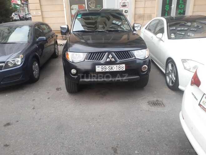 Mitsubishi L200 2007, 267,594 km - 2.5 l - Bakı