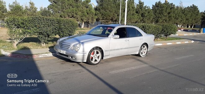 Mercedes E 320 1999, 386,000 km - 3.2 l - Bakı