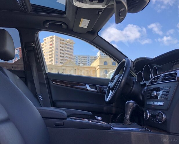 Mercedes C 250 2012, 96,000 km - 1.8 l - Bakı