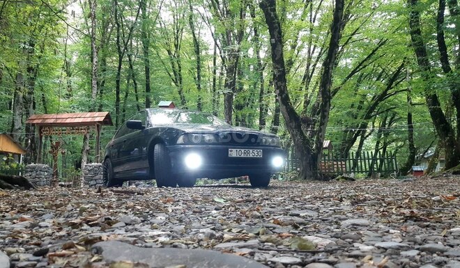 BMW 530 2000, 400,000 km - 3.0 л - Bakı