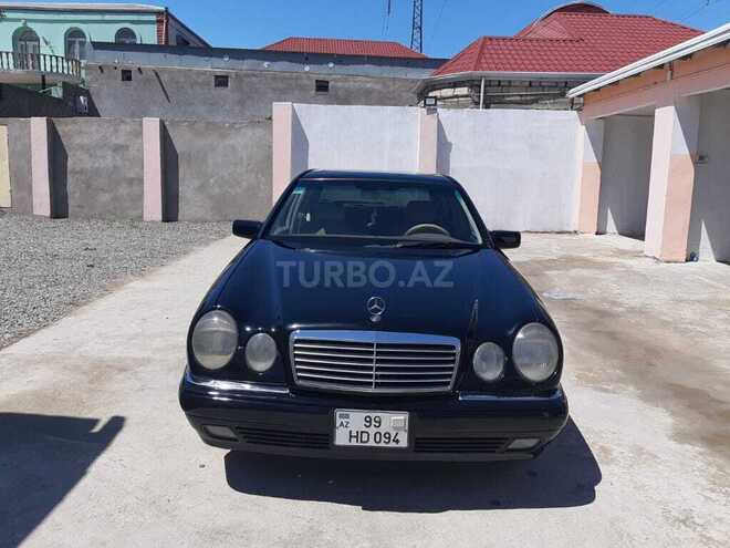 Mercedes E 320 1999, 268,000 km - 3.2 л - Bakı