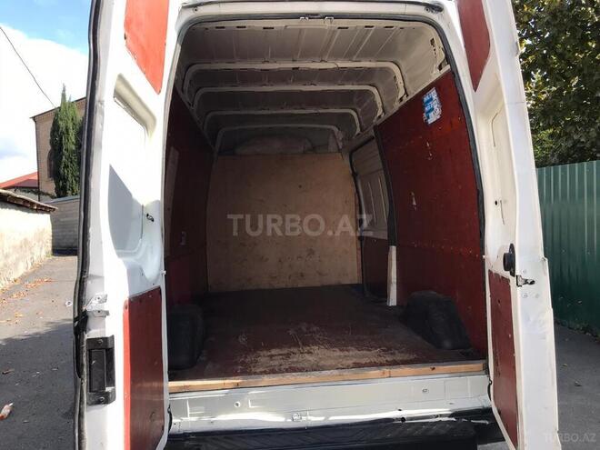 Ford Transit 2000, 211,000 km - 2.5 l - Qax