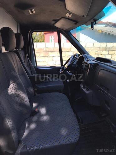 Ford Transit 2000, 211,000 km - 2.5 l - Qax