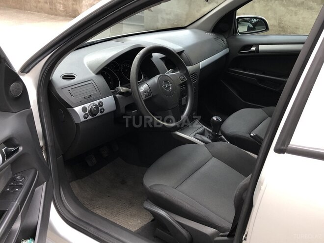 Opel Astra 2006, 190,000 km - 1.3 l - Bakı