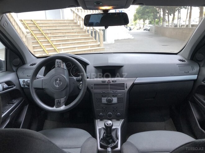 Opel Astra 2006, 190,000 km - 1.3 l - Bakı