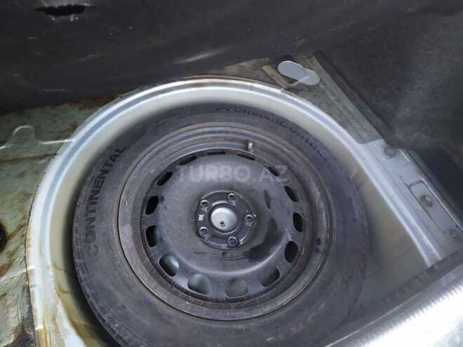 Volkswagen Passat 2003, 285,000 km - 1.8 l - Sumqayıt