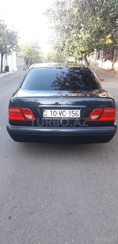Mercedes E 220 1997, 350,000 km - 2.3 л - Gəncə