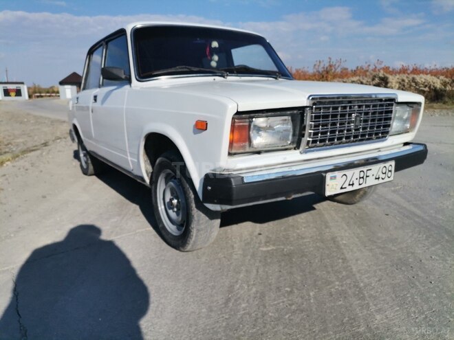 LADA (VAZ) 2107 1994, 140,000 km - 1.6 l - Quba