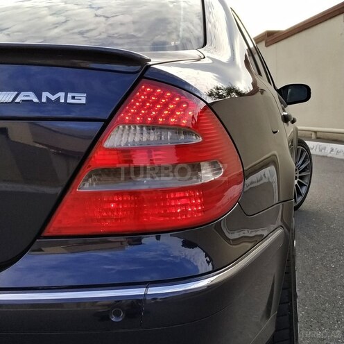 Mercedes E 240 2002, 260,000 km - 2.6 l - Bakı
