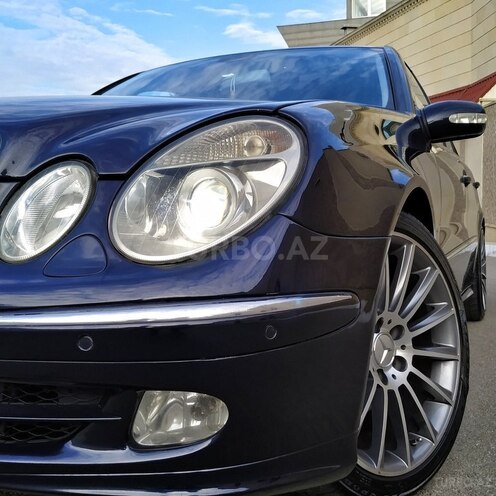 Mercedes E 240 2002, 260,000 km - 2.6 l - Bakı