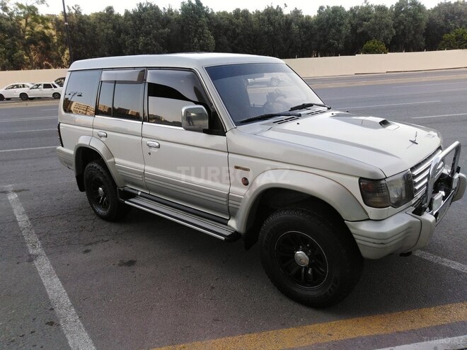 Mitsubishi Pajero 1996, 425,886 km - 2.8 l - Bakı