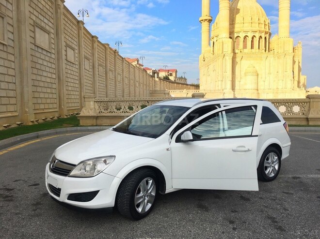 Opel Astra 2009, 180,672 km - 1.3 l - Bakı