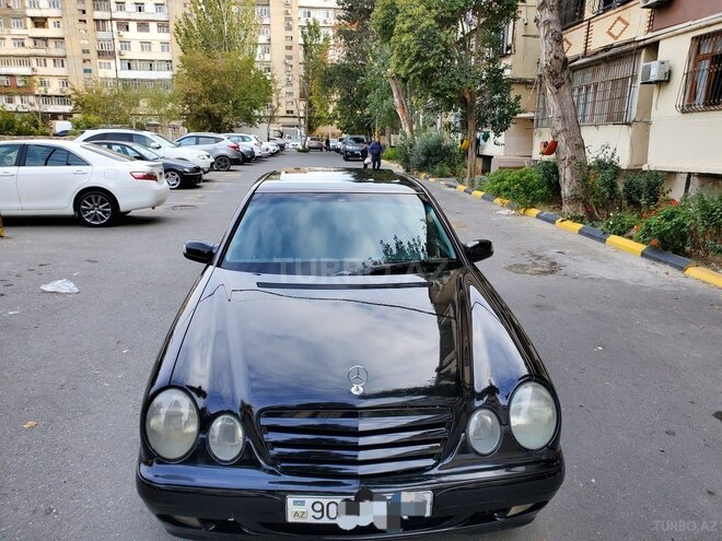 Mercedes E 270 1999, 283,000 km - 2.7 l - Bakı