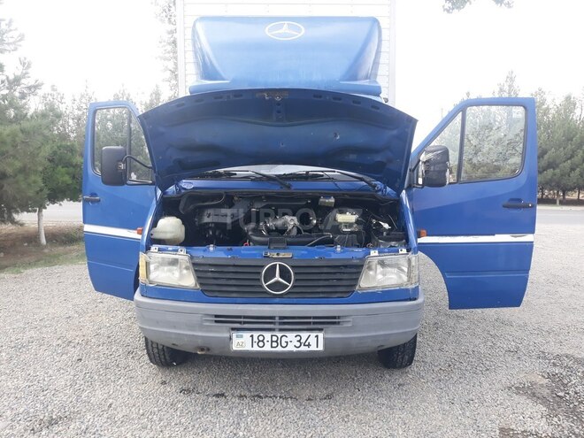 Mercedes Sprinter 209 1999, 125,468 km - 2.9 l - Şirvan