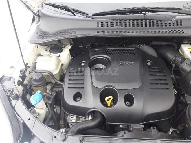 Kia Sportage 2008, 170,000 km - 2.0 л - Xudat