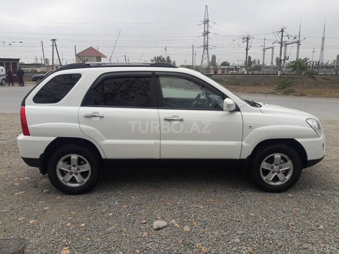 Kia Sportage 2008, 170,000 km - 2.0 л - Xudat