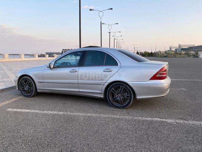 Mercedes C 240 2000, 318,000 km - 2.4 l - Bakı