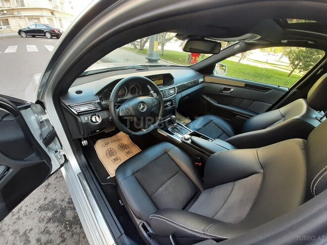 Mercedes E 250 2010, 165,500 km - 1.8 l - Bakı