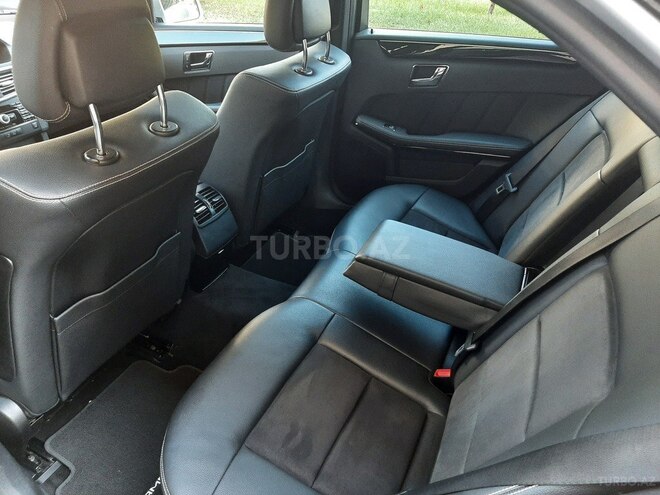 Mercedes E 250 2010, 165,500 km - 1.8 l - Bakı