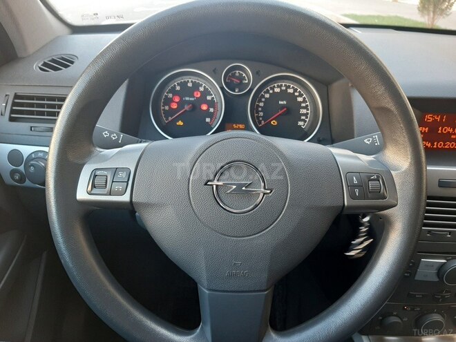 Opel Astra 2006, 104,000 km - 1.4 l - Bakı