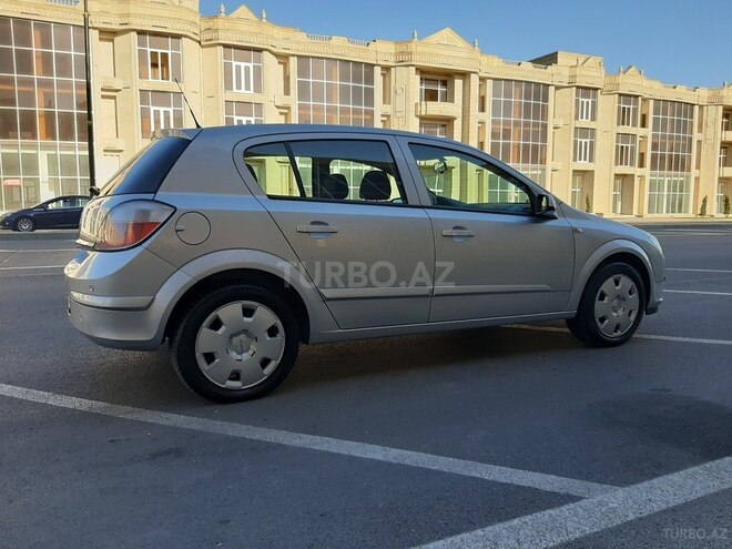 Opel Astra 2006, 104,000 km - 1.4 l - Bakı