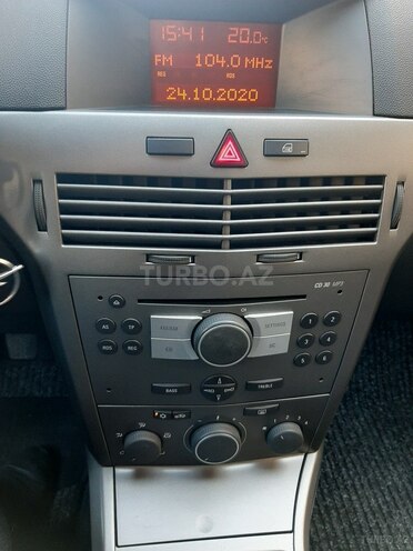 Opel Astra 2006, 104,000 km - 1.4 l - Bakı