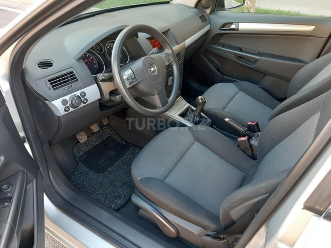 Opel Astra 2006, 104,000 km - 1.4 l - Bakı