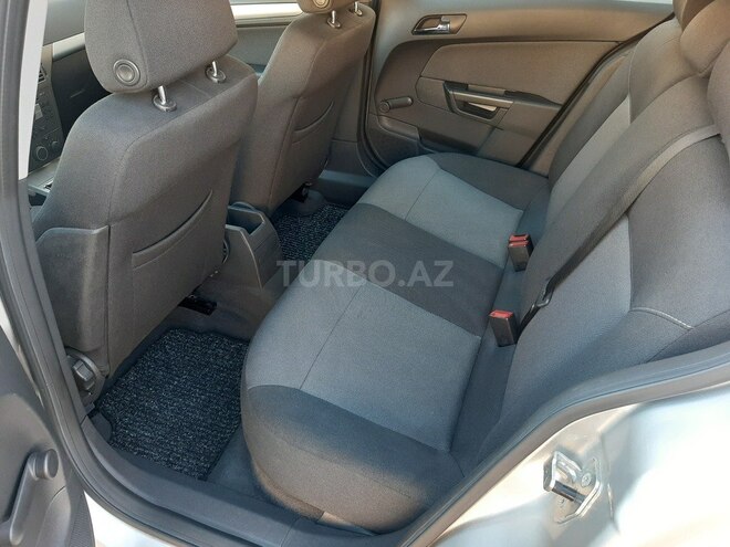 Opel Astra 2006, 104,000 km - 1.4 l - Bakı