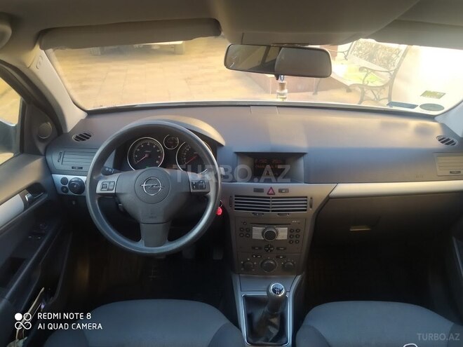 Opel Astra 2006, 215,887 km - 1.4 l - Bakı