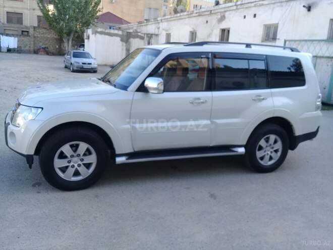 Mitsubishi Pajero 2007, 141,500 km - 3.0 л - Bakı