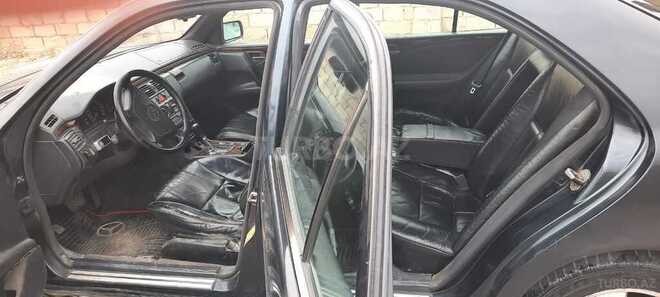 Mercedes E 320 1996, 225,500 km - 3.2 l - Sumqayıt