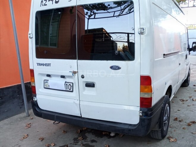 Ford Transit 2001, 350,000 km - 2.4 л - Quba