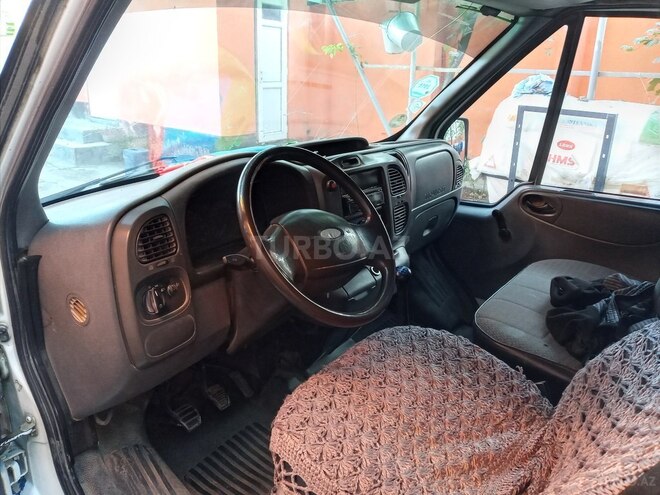 Ford Transit 2001, 350,000 km - 2.4 л - Quba