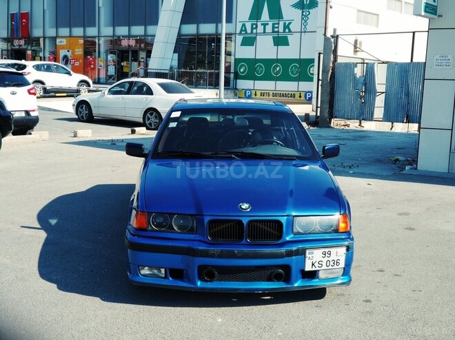BMW 325 1993, 298,000 km - 2.5 l - Bakı
