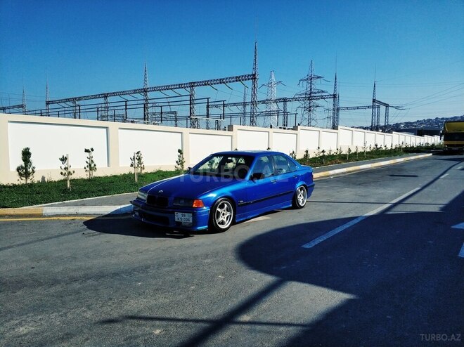 BMW 325 1993, 298,000 km - 2.5 l - Bakı