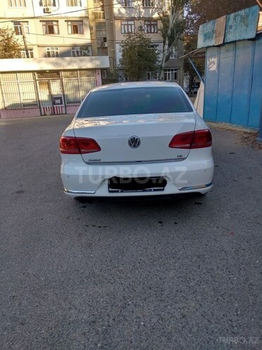 Volkswagen Passat 2013, 142,000 km - 1.8 l - Bakı