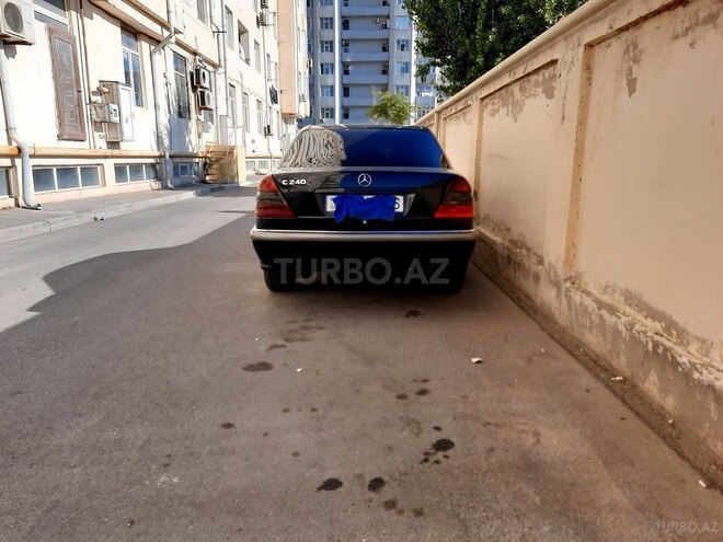 Mercedes C 240 1998, 267,000 km - 2.4 l - Bakı
