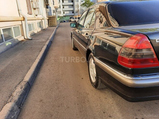 Mercedes C 240 1998, 267,000 km - 2.4 l - Bakı