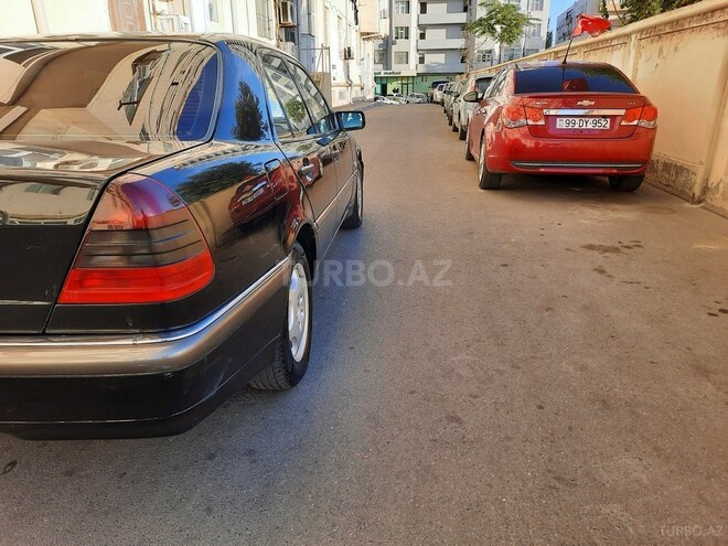 Mercedes C 240 1998, 267,000 km - 2.4 l - Bakı