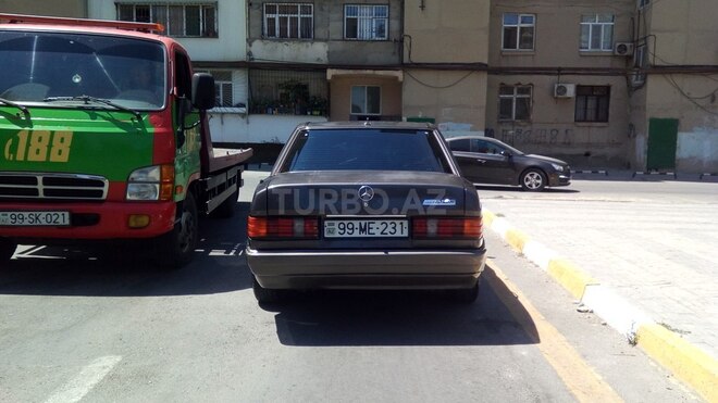 Mercedes 190 1992, 240,000 km - 2.0 l - Bakı